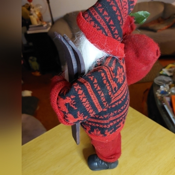 Vintage* 90s Self-standing Santa with Skis and Sack of Decorations - Picture 6 of 8